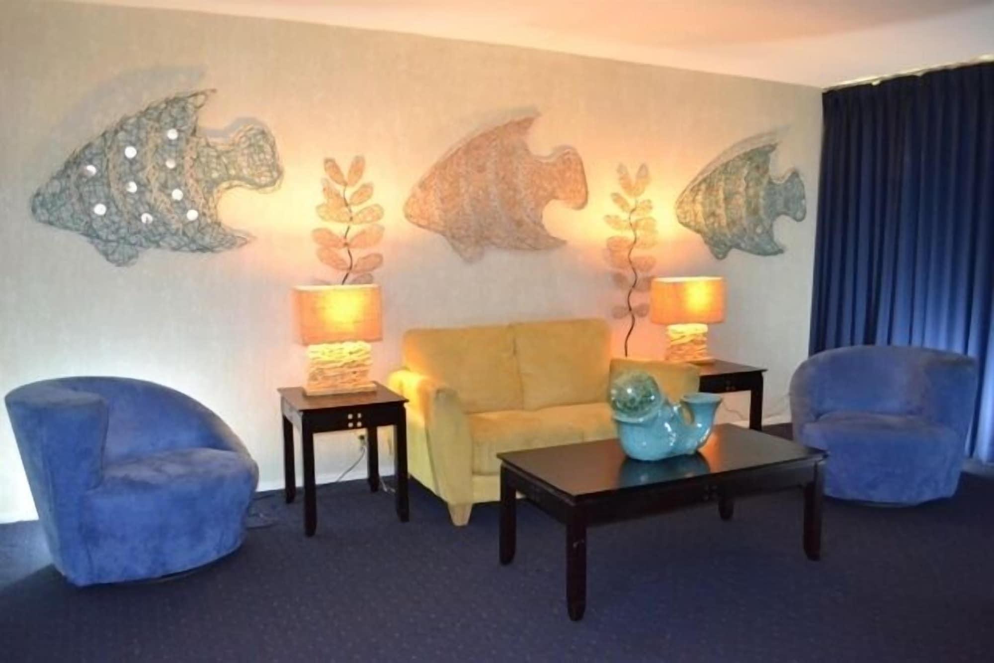 Quality Inn & Suites Banquet Center Livonia Exterior foto